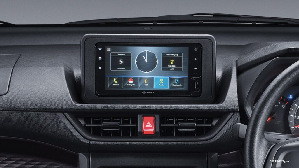 fitur head unit touchscreen interior all new toyota avanza terbaru(1.3 E MT Type))